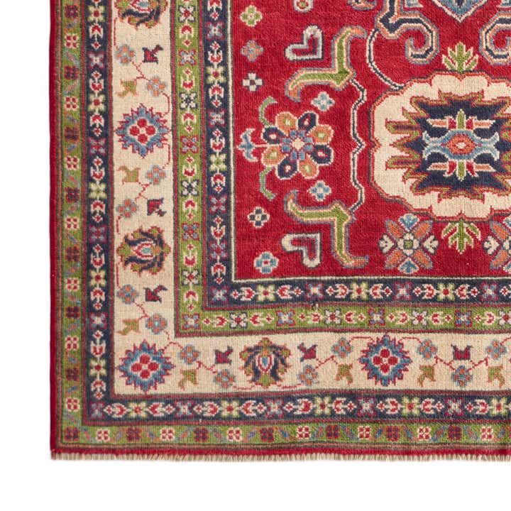 5' 2 x 6' 9 Hand Knotted Kazak Rug
