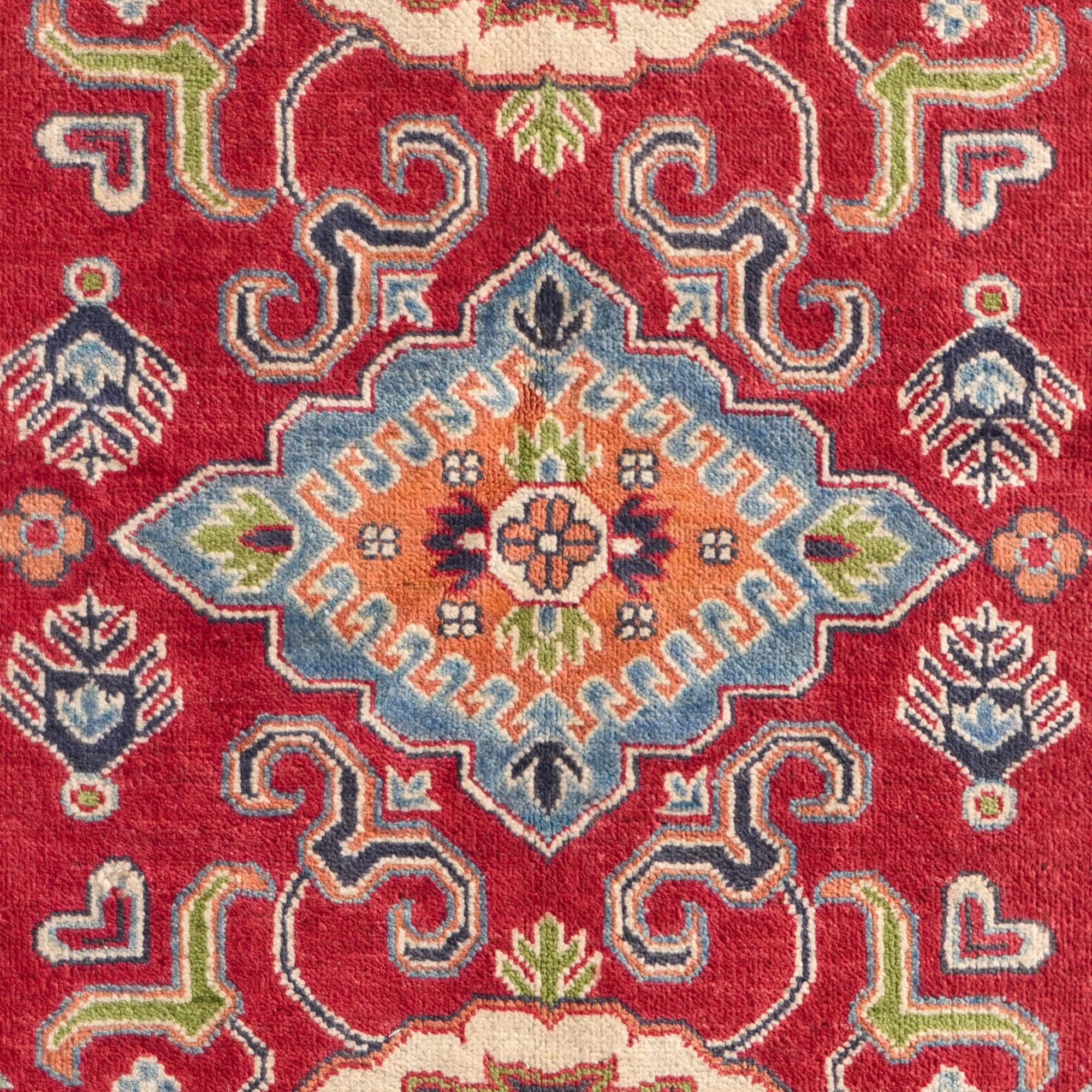 5' 2 x 6' 9 Hand Knotted Kazak Rug