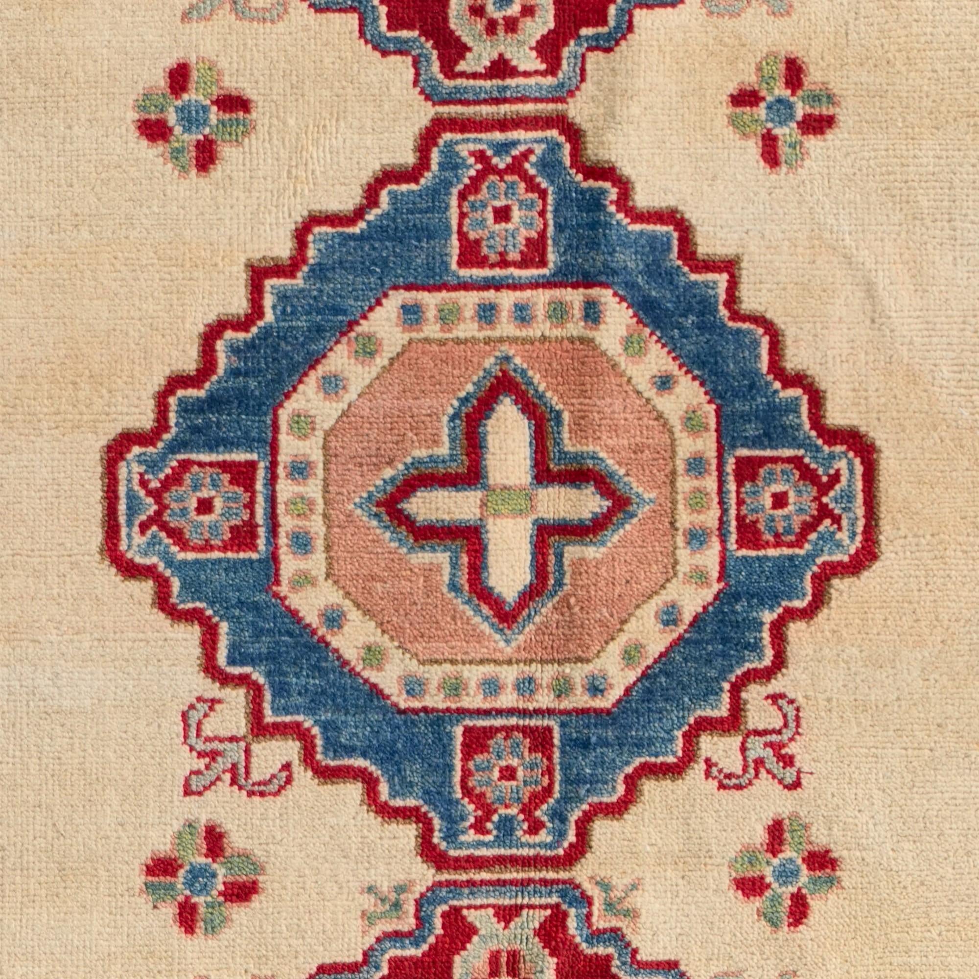 Detail image 10 of 10: 5' 3 x 6' 6 Hand Knotted Kazak Rug