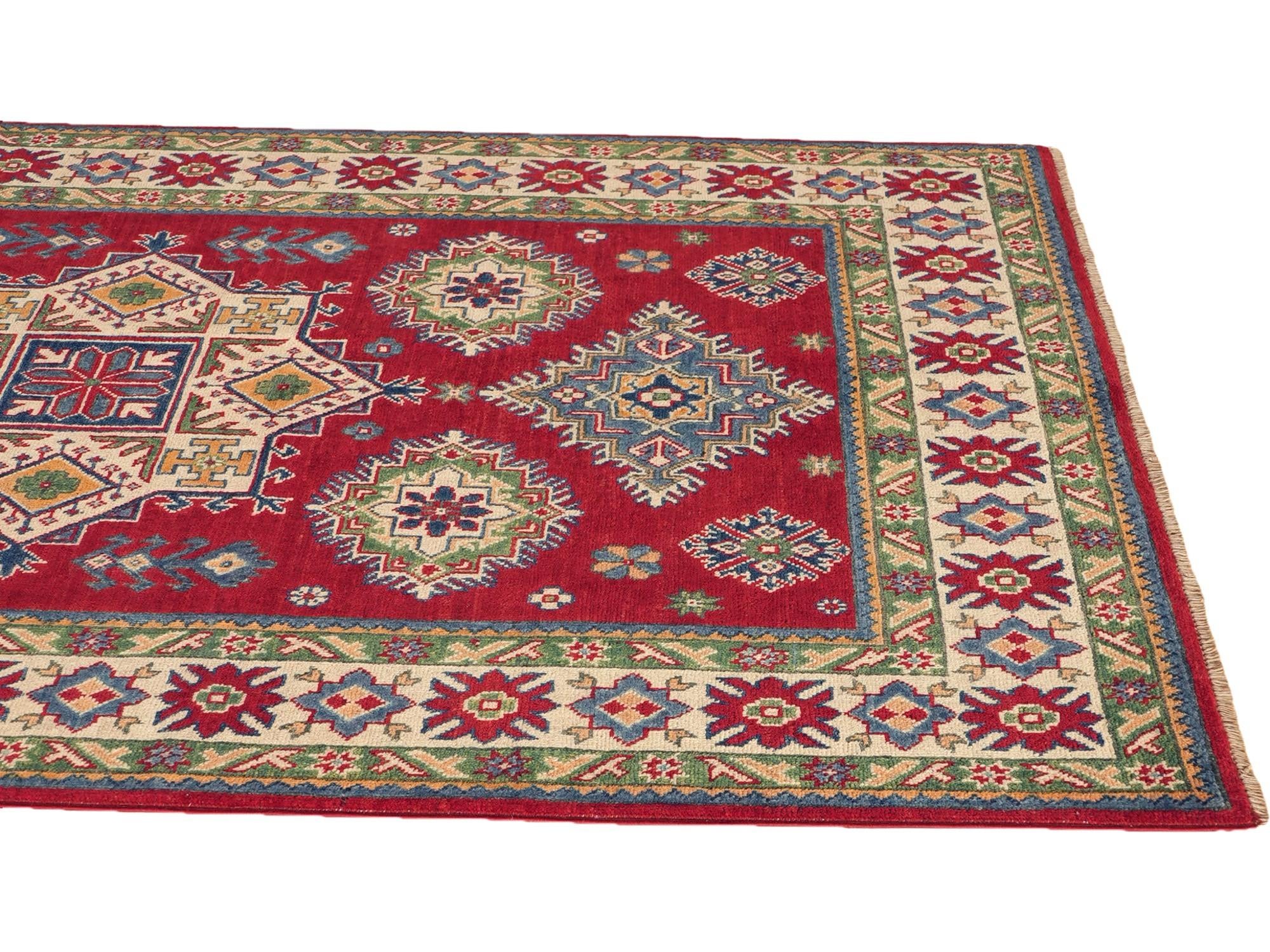 Detail image 6 of 10: 4' 11 x 6' 11 Hand Knotted Kazak Rug