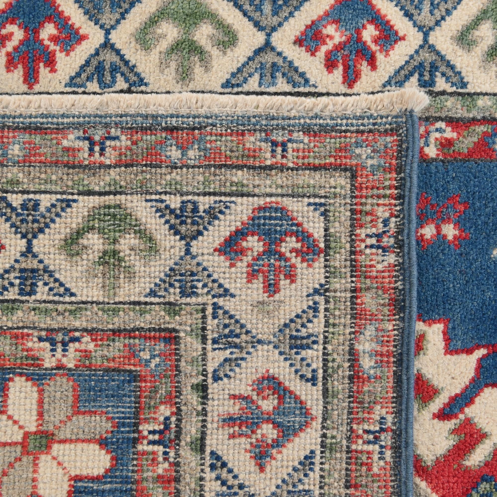 2' 7 x 4' 2 Hand Knotted Kazak Rug