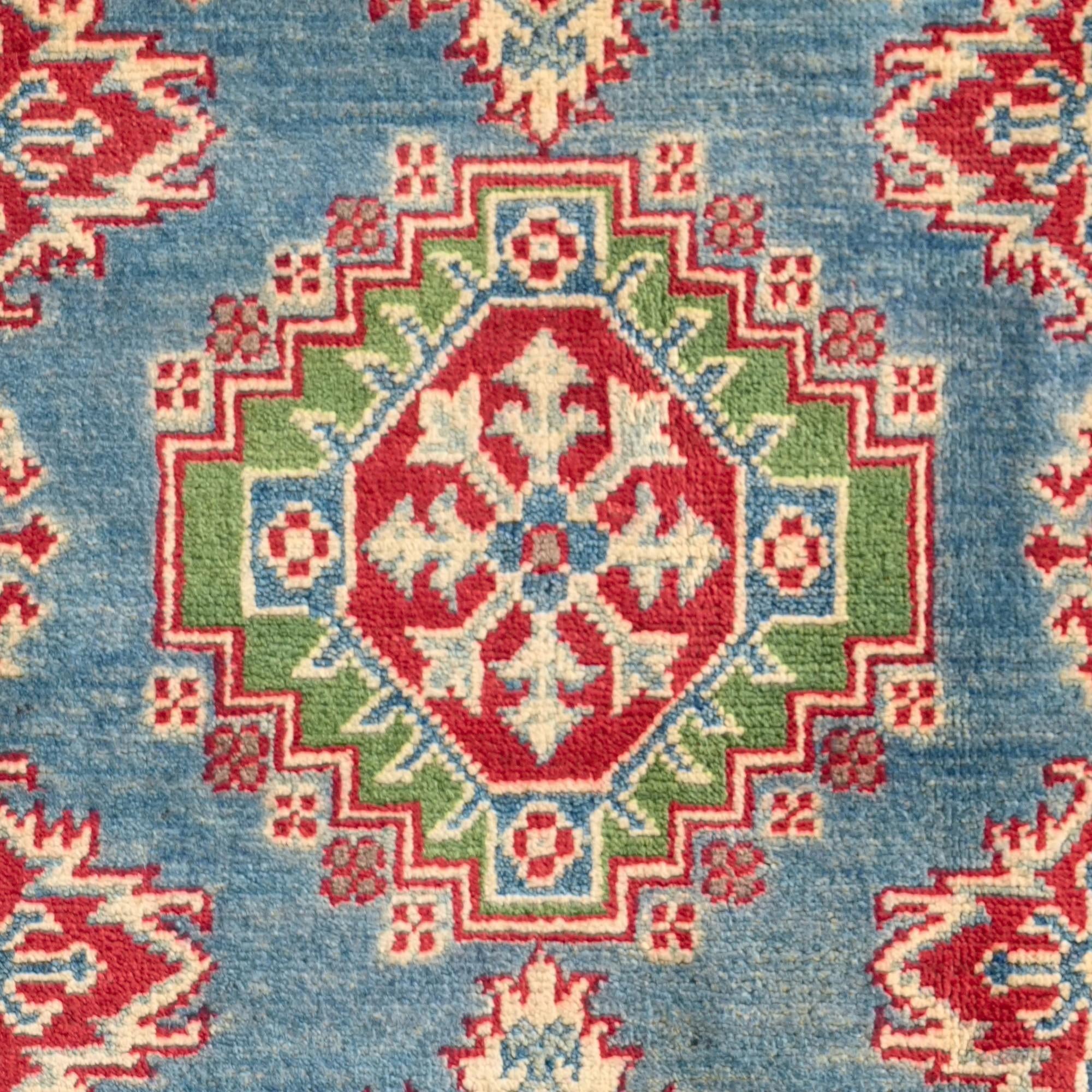 Detail image 10 of 10: 4' x 6' 2 Hand Knotted Kazak Rug