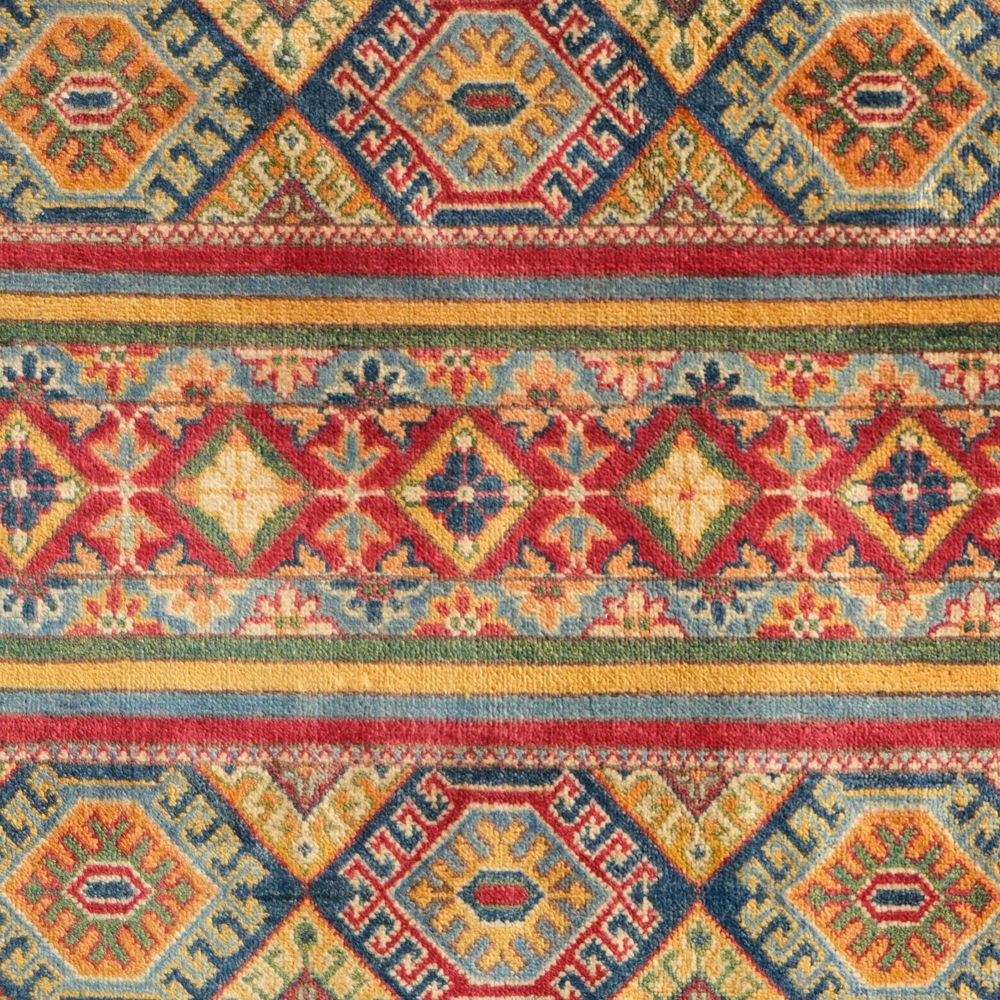 Detail image 10 of 10: 5' x 6' 6 Hand Knotted Kazak Rug