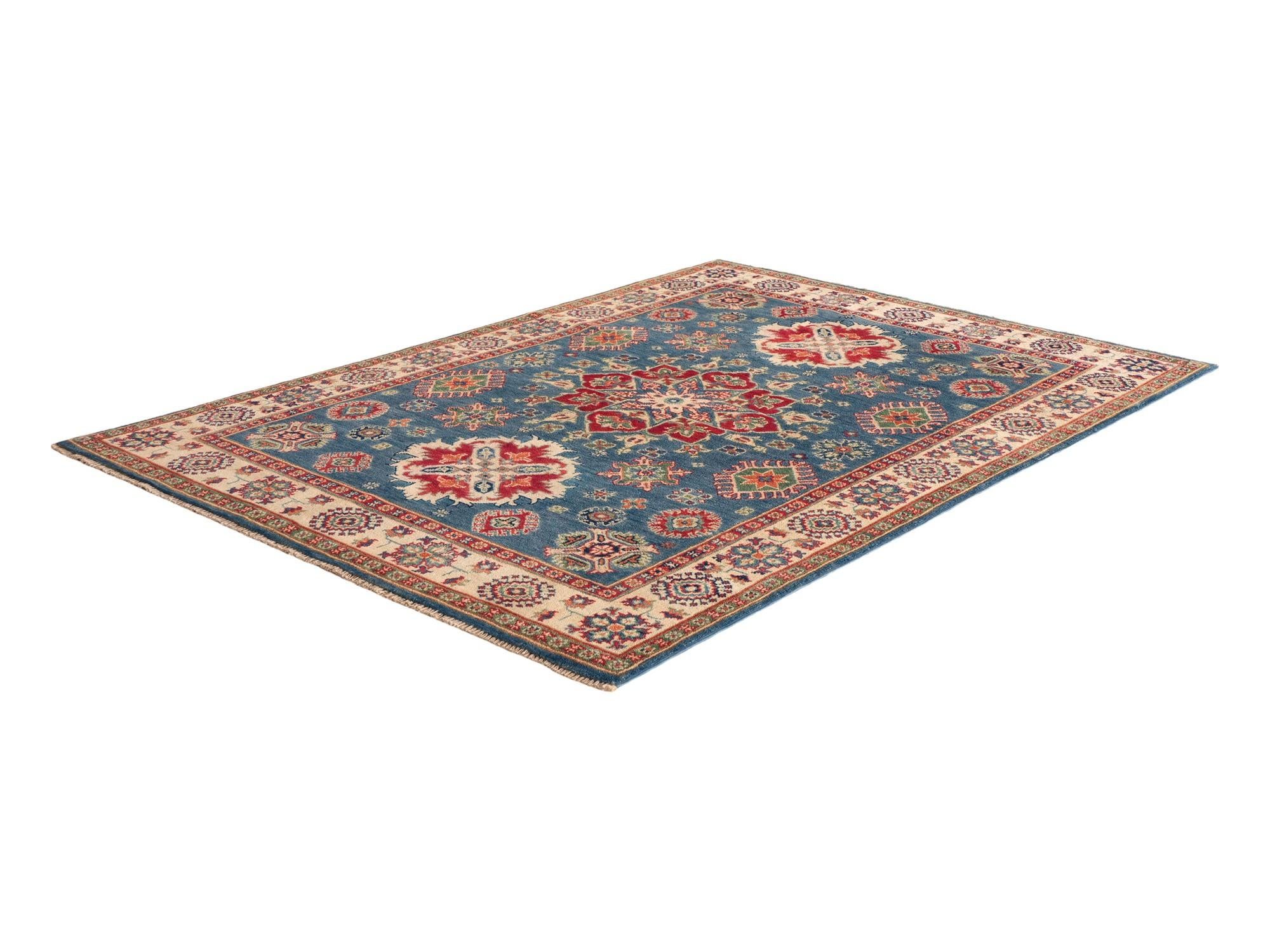 4' 11 x 6' 11 Hand Knotted Kazak Rug