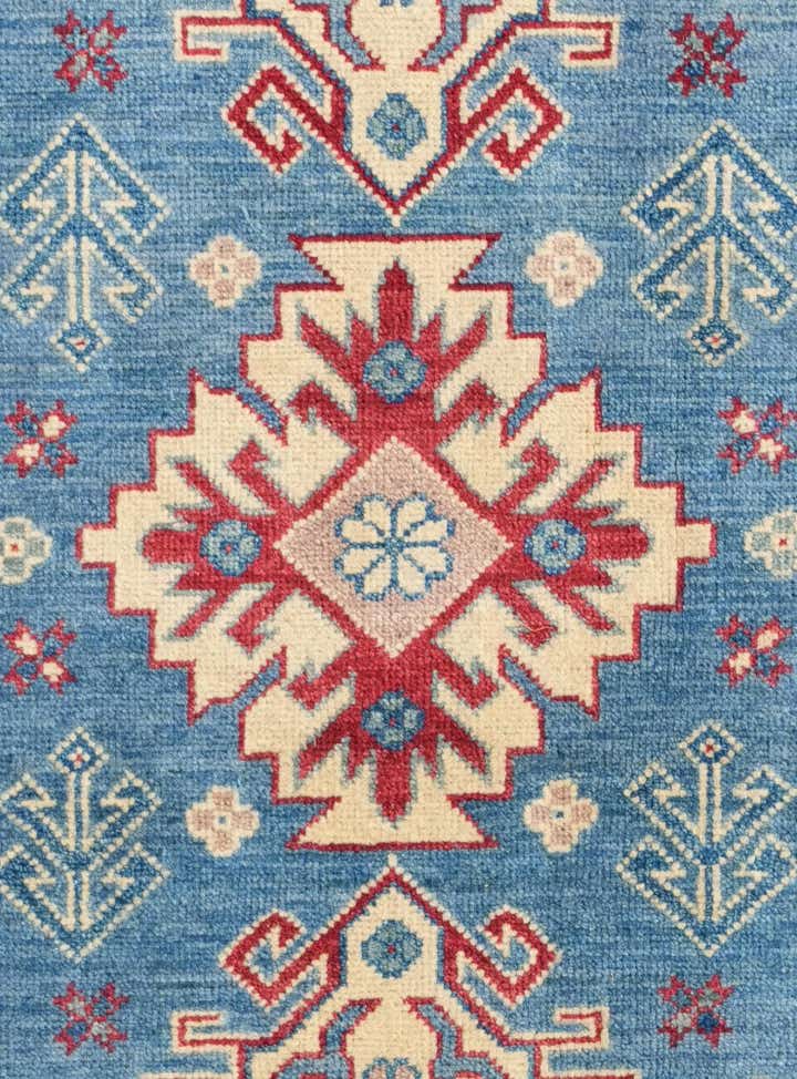2' 7 x 4' Hand Knotted Kazak Rug