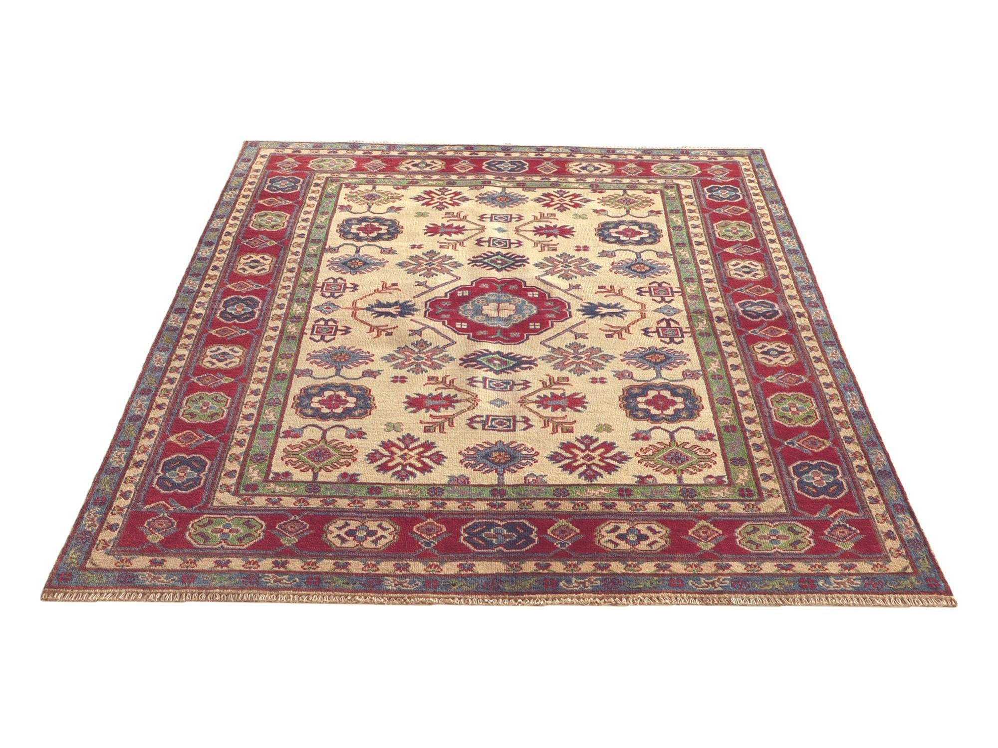 Detail image 5 of 10: 5' 1 x 6' 8 Hand Knotted Kazak Rug