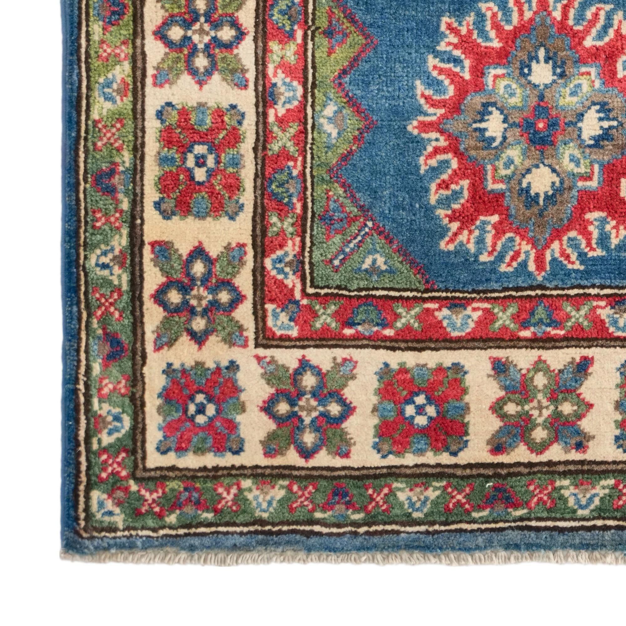 2' 7 x 4' 3 Hand Knotted Kazak Rug