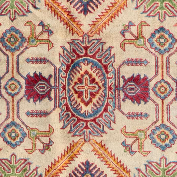 4' 11 x 6' 10 Hand Knotted Kazak Rug