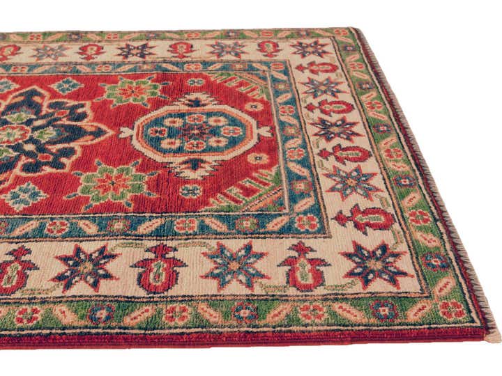 2' 8 x 4' 3 Hand Knotted Kazak Rug
