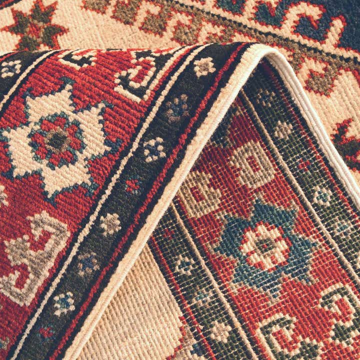 2' 7 x 4' 3 Hand Knotted Kazak Rug