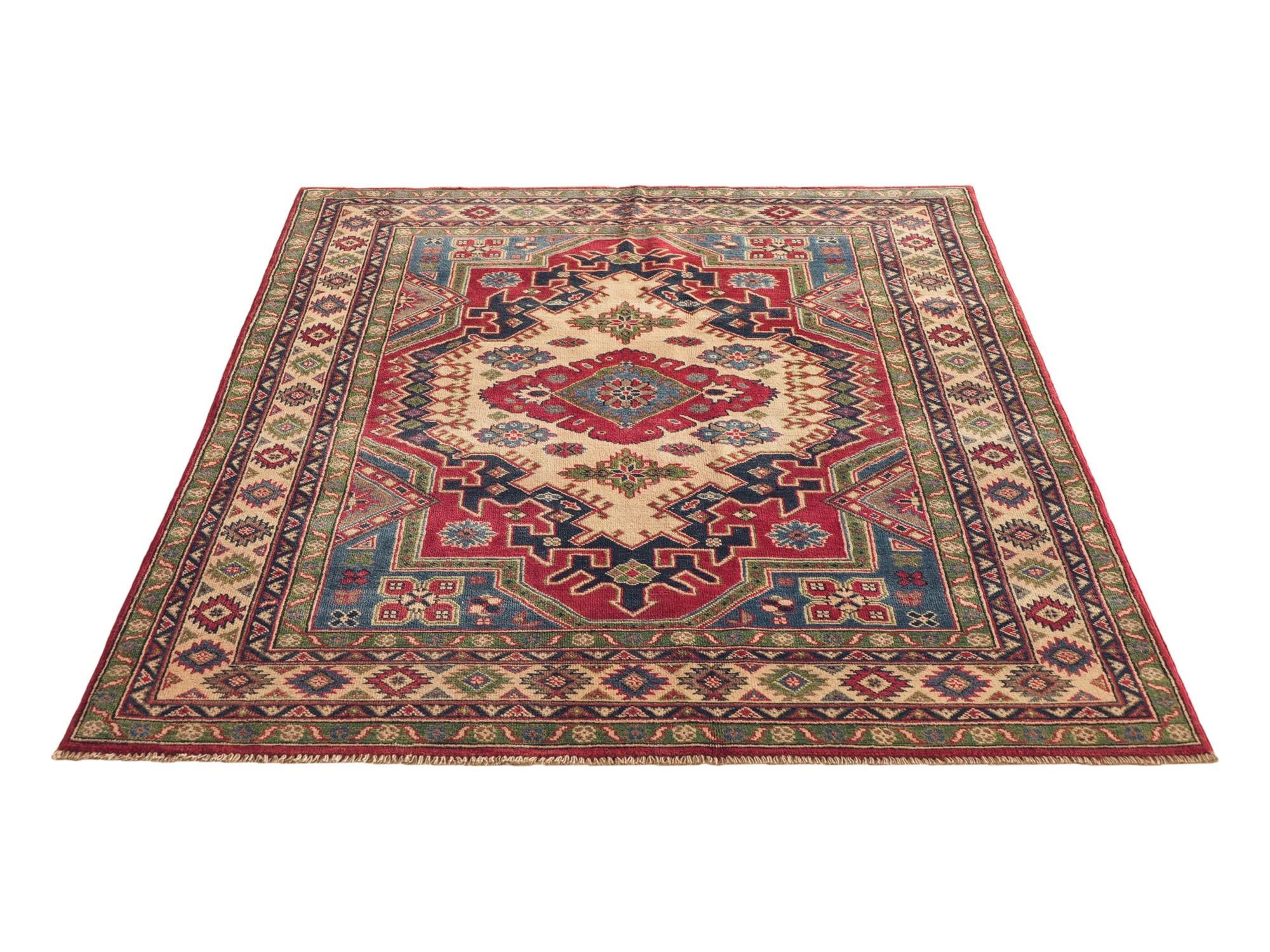 Detail image 5 of 10: 4' 11 x 6' 7 Hand Knotted Kazak Rug