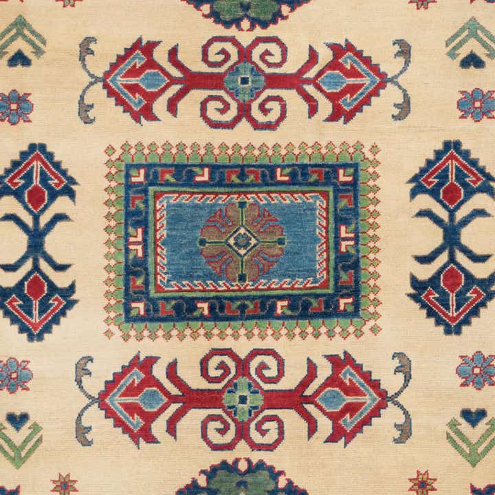 4' 11 x 6' 11 Hand Knotted Kazak Rug
