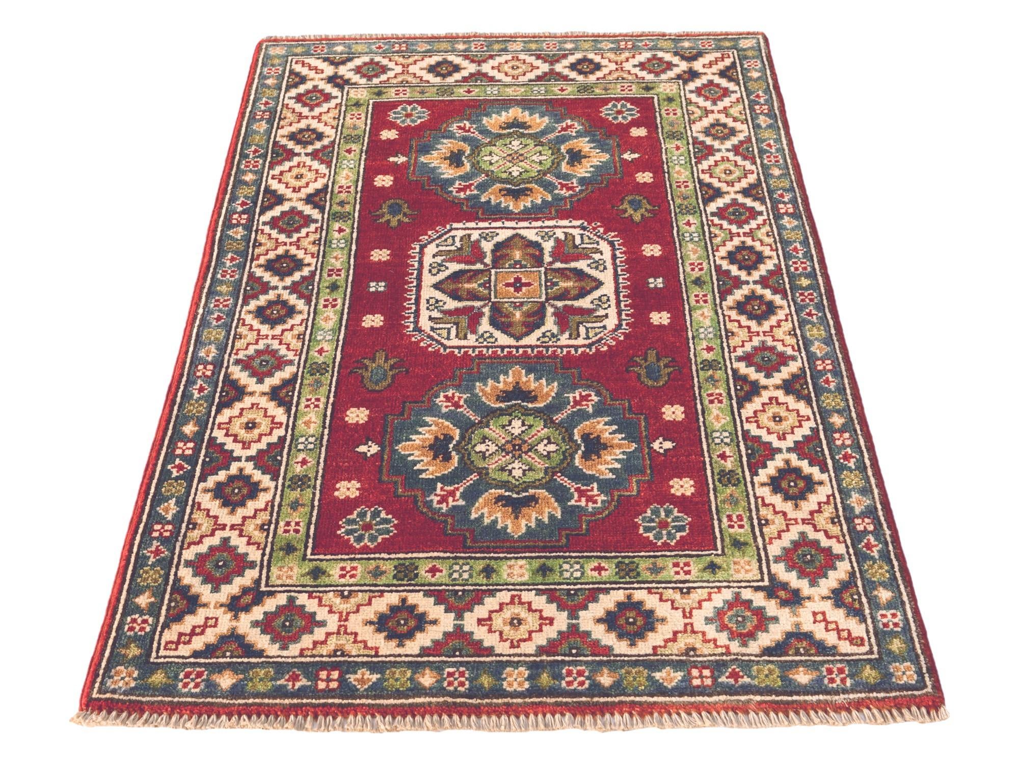 2' 7 x 4' 3 Hand Knotted Kazak Rug
