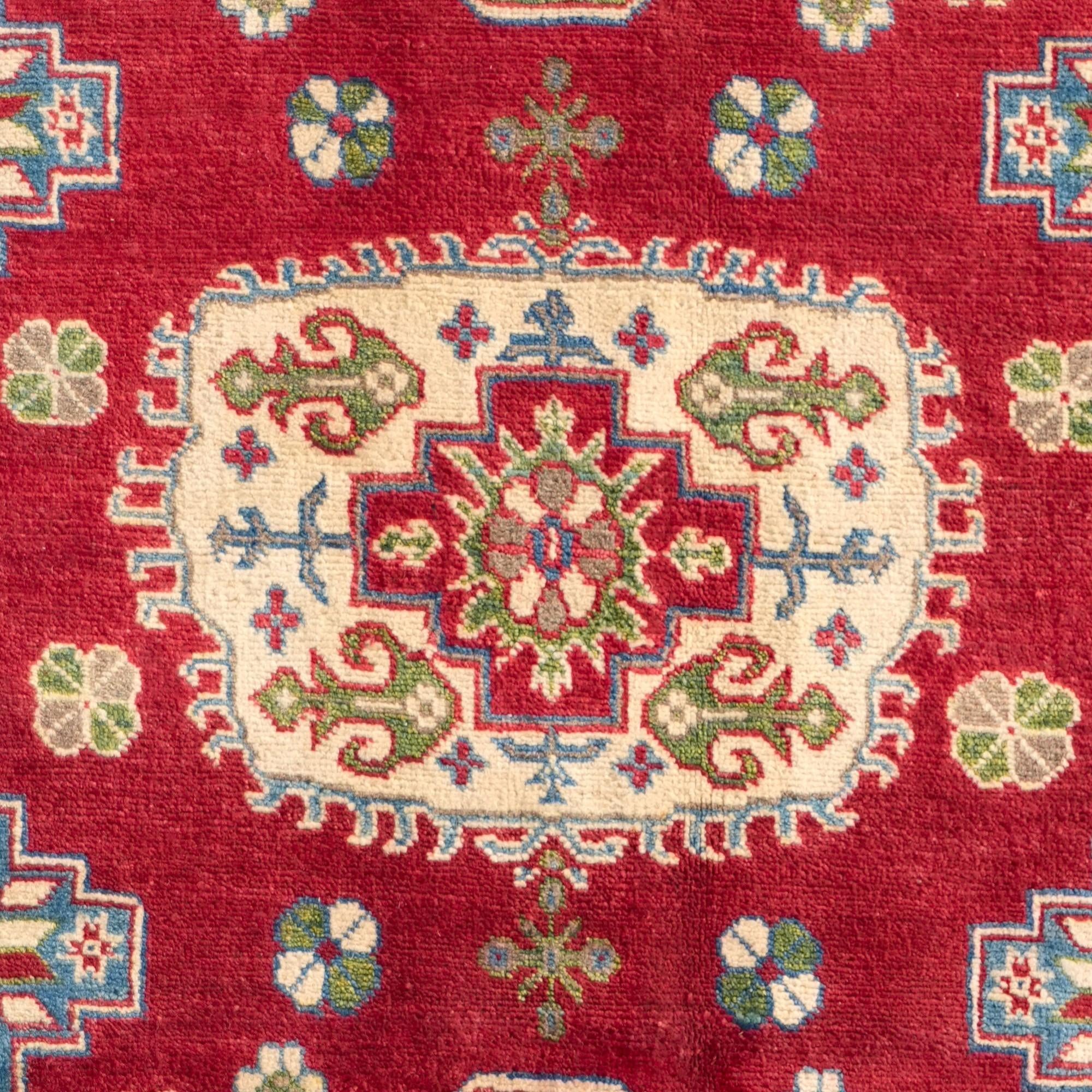Detail image 10 of 10: 4' 11 x 6' 11 Hand Knotted Kazak Rug