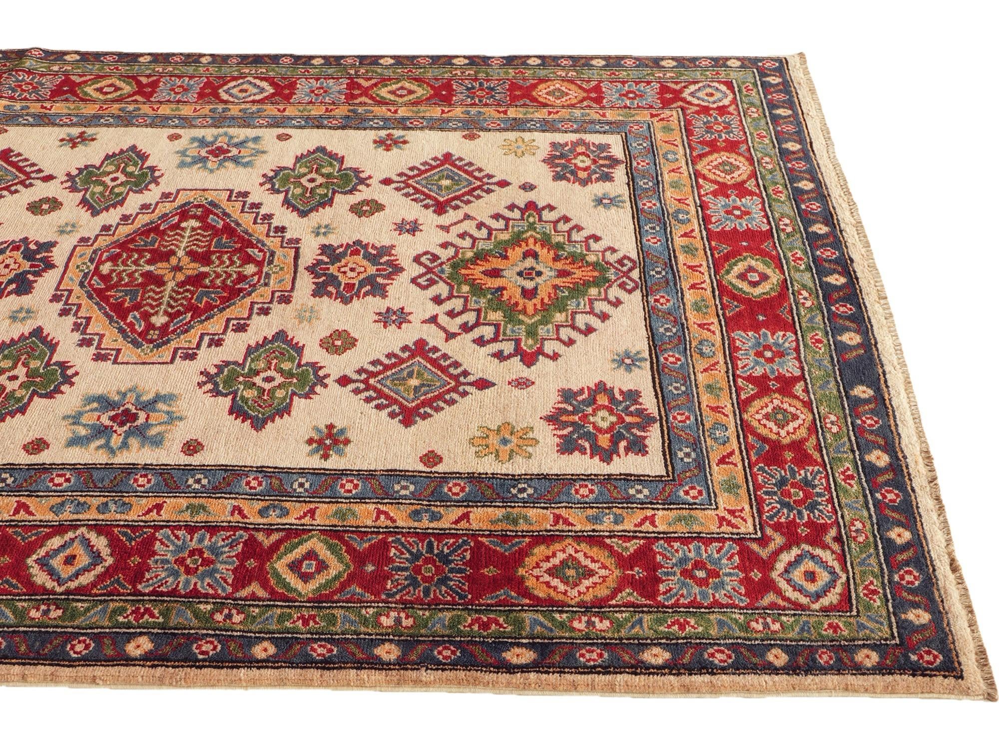 Detail image 6 of 10: 5' 2 x 6' 3 Hand Knotted Kazak Rug