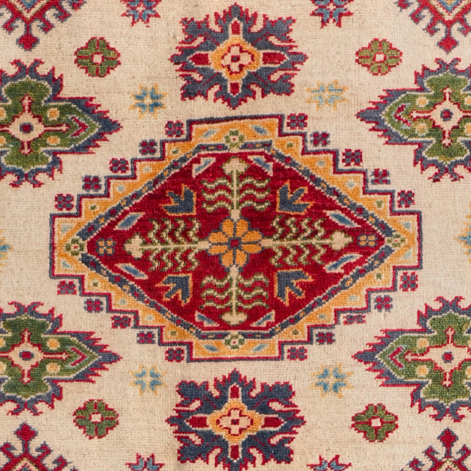 Detail image 10 of 10: 5' 2 x 6' 3 Hand Knotted Kazak Rug