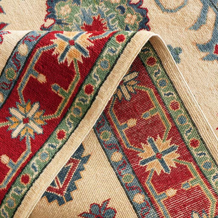 5' x 6' 10 Hand Knotted Kazak Rug