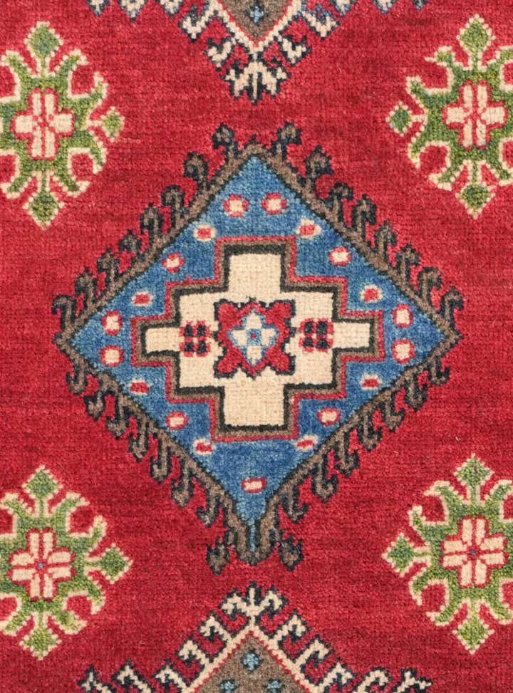 2' 8 x 4' 2 Hand Knotted Kazak Rug