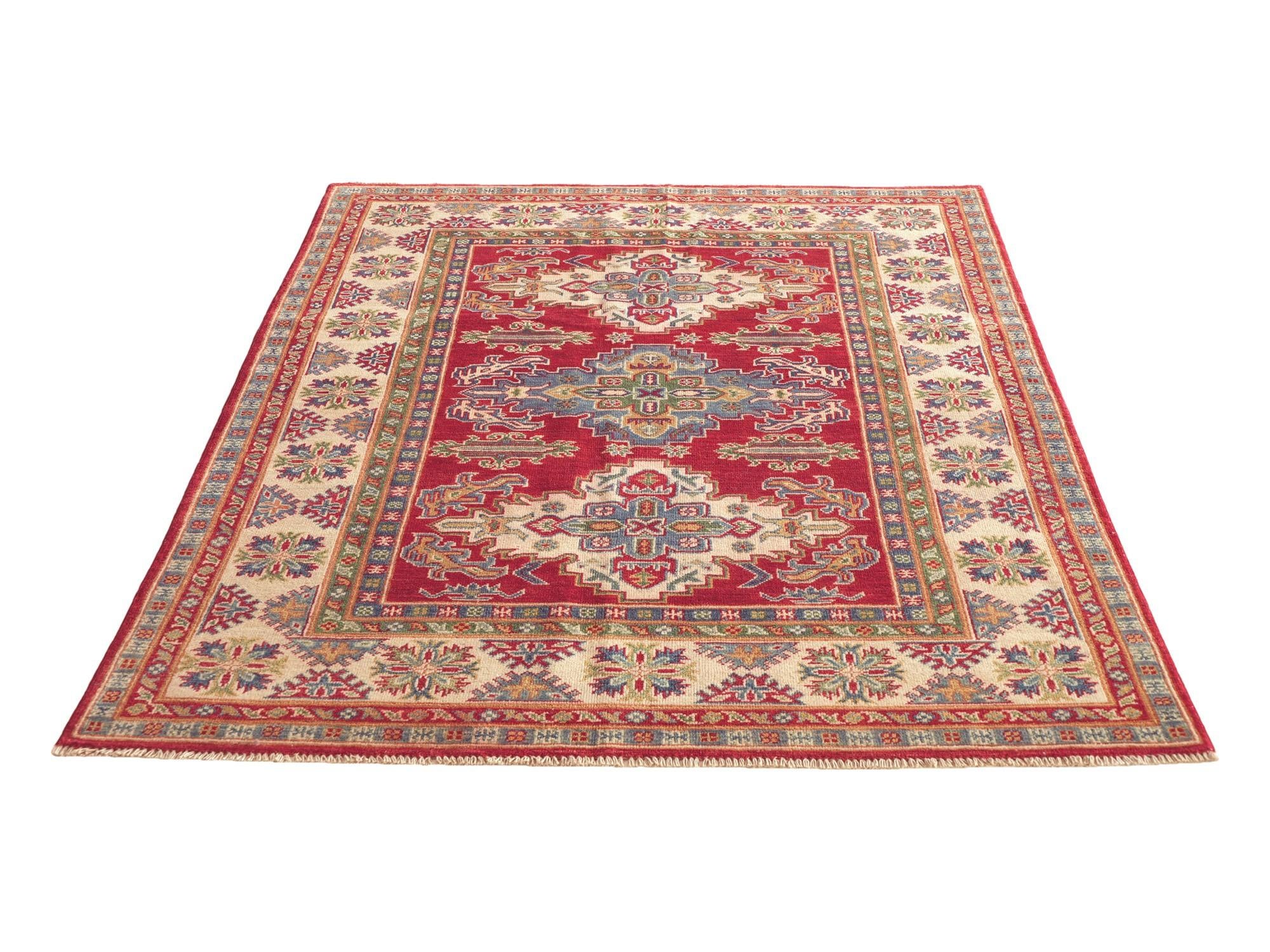 Detail image 5 of 10: 4' 11 x 6' 9 Hand Knotted Kazak Rug