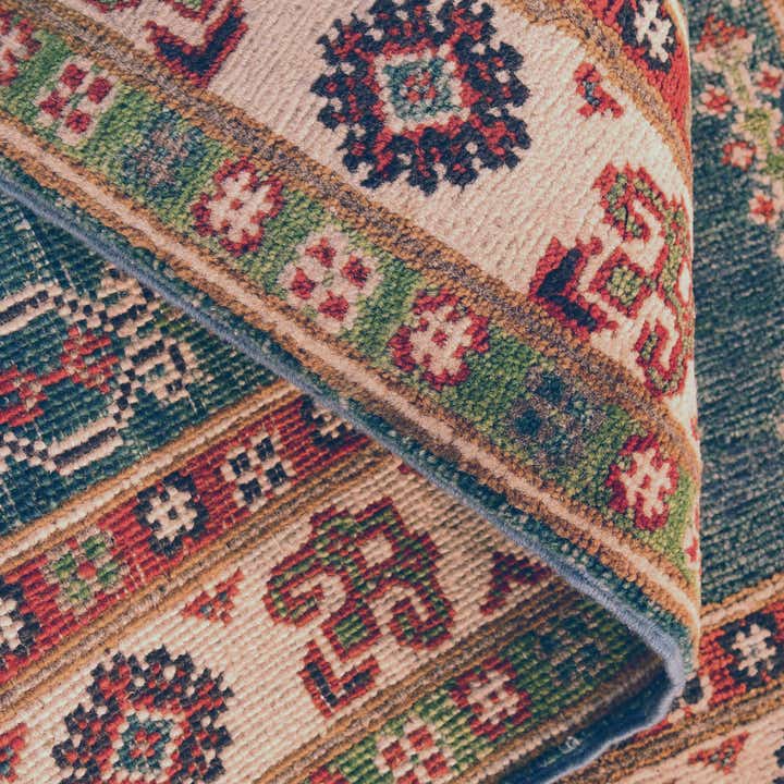 2' 10 x 4' 1 Hand Knotted Kazak Rug