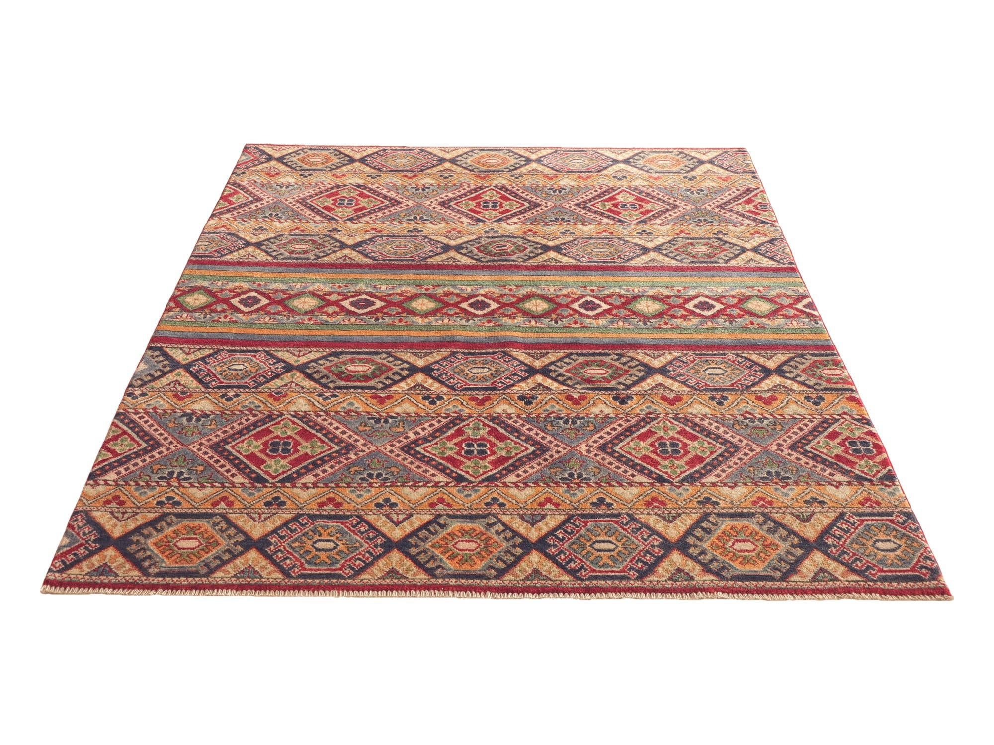 Detail image 5 of 9: 5' x 6' 7 Hand Knotted Kazak Rug