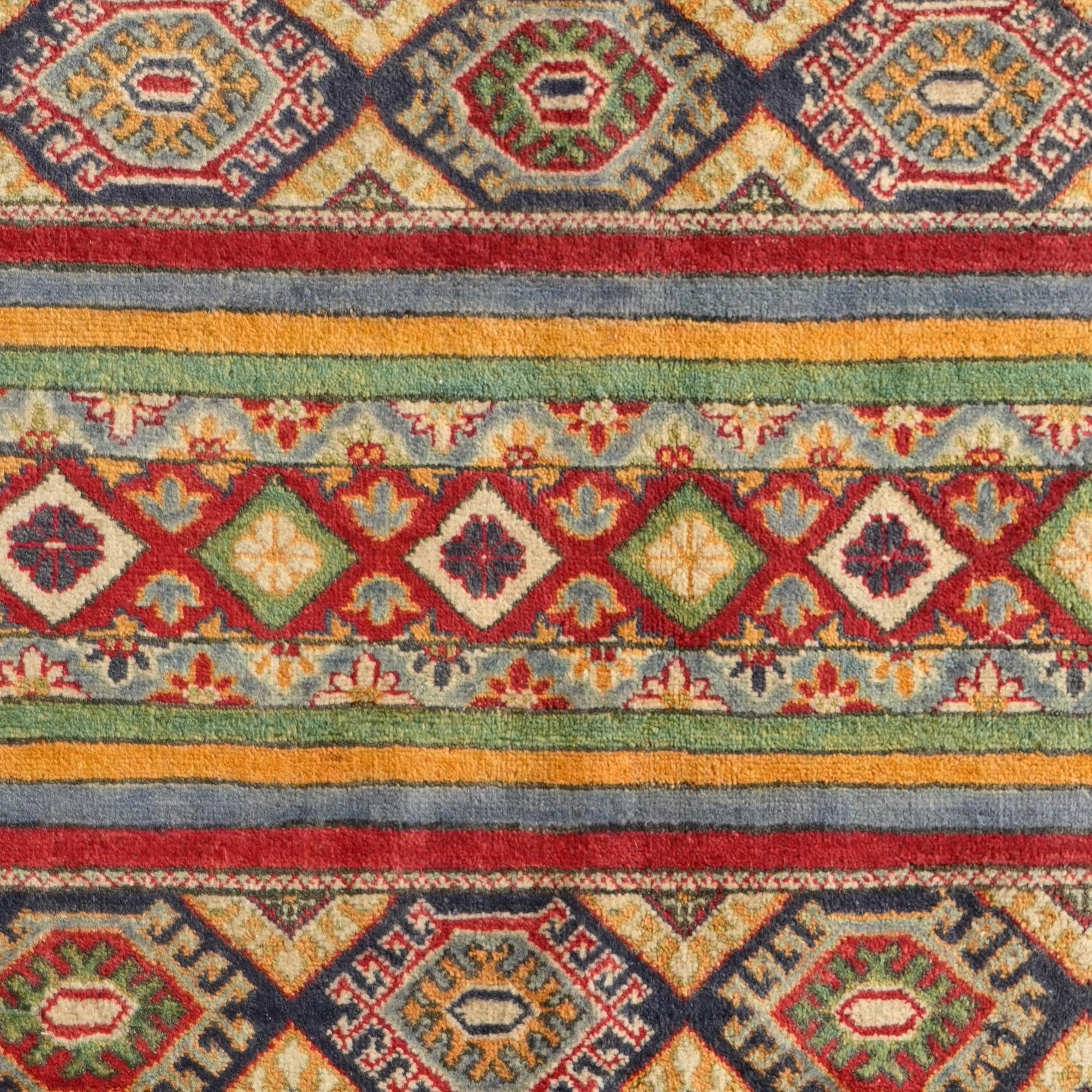 Detail image 9 of 9: 5' x 6' 7 Hand Knotted Kazak Rug