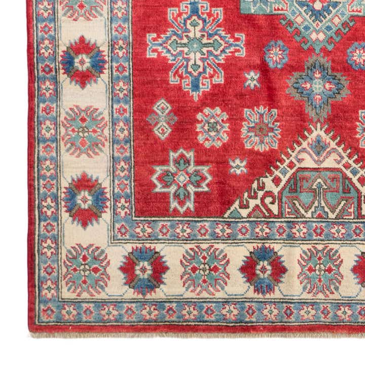4' 11 x 6' 10 Hand Knotted Kazak Rug
