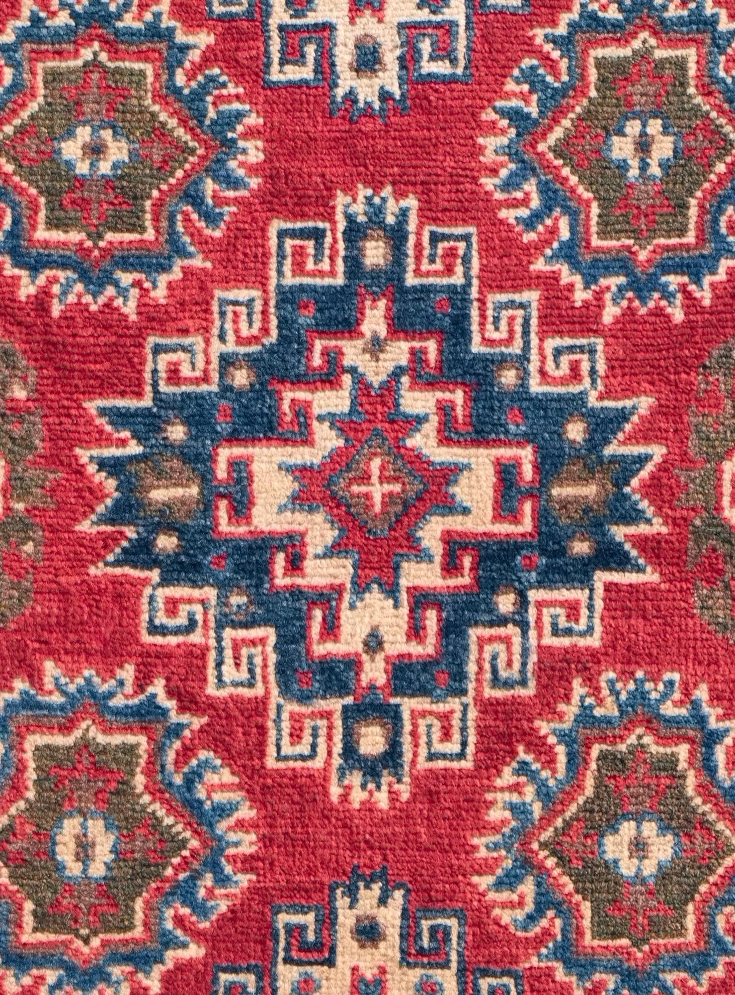 2' 7 x 4' 1 Hand Knotted Kazak Rug