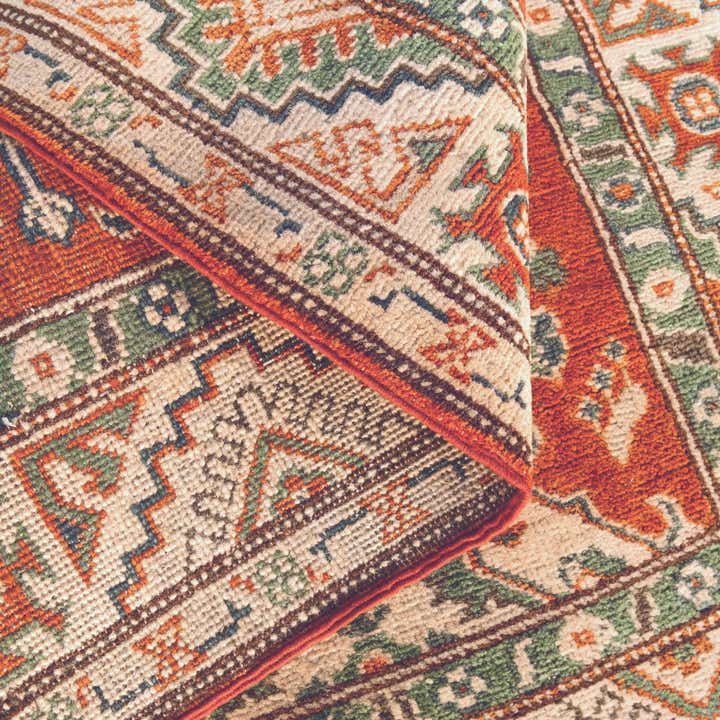 2' 9 x 4' 1 Hand Knotted Kazak Rug