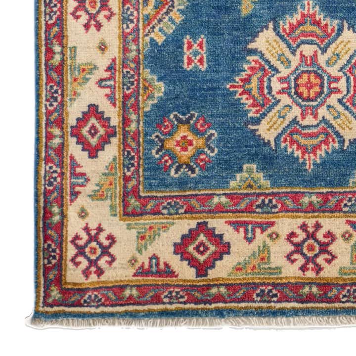 2' 8 x 4' 2 Hand Knotted Kazak Rug