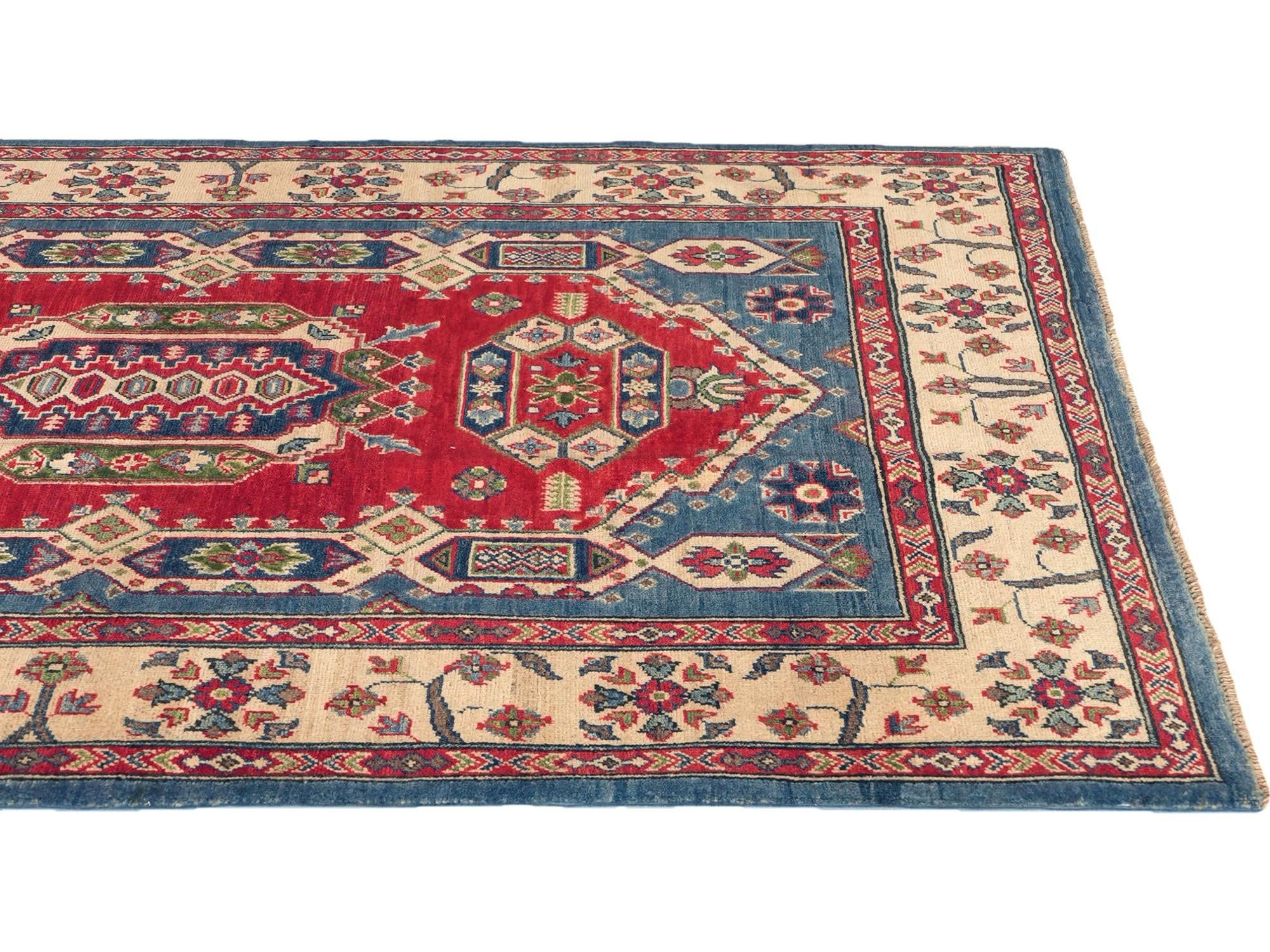 Detail image 6 of 11: 5' 1 x 6' 5 Hand Knotted Kazak Rug