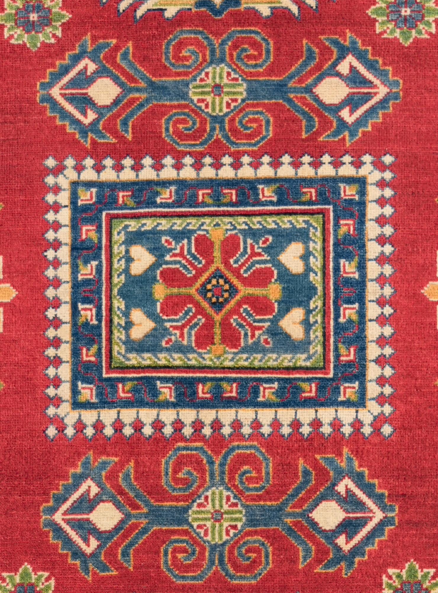 4' 2 x 6' Hand Knotted Kazak Rug