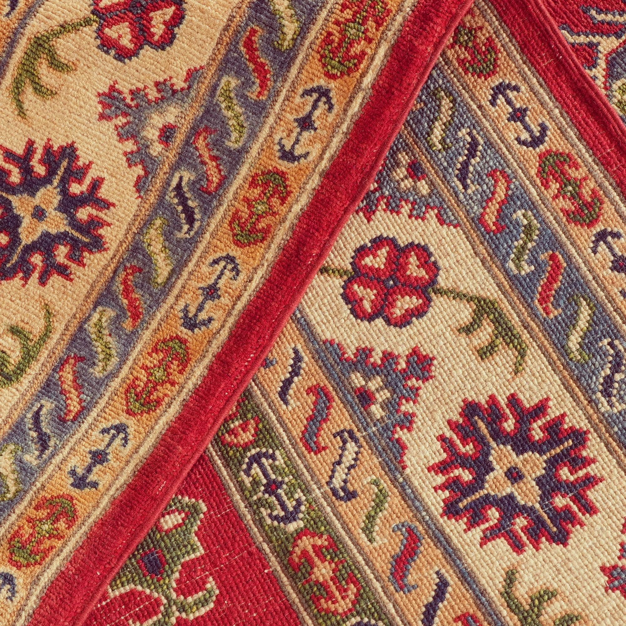 Detail image 8 of 10: 6' 9 x 9' 11 Hand Knotted Kazak Rug