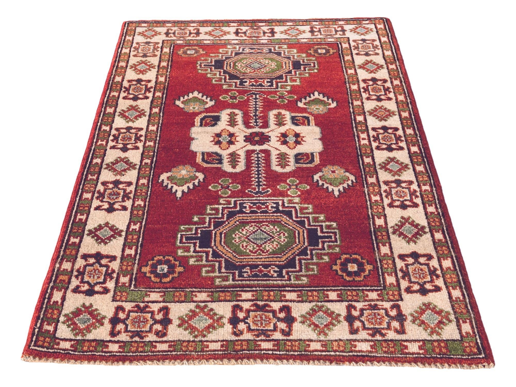 2' 7 x 4' 2 Hand Knotted Kazak Rug