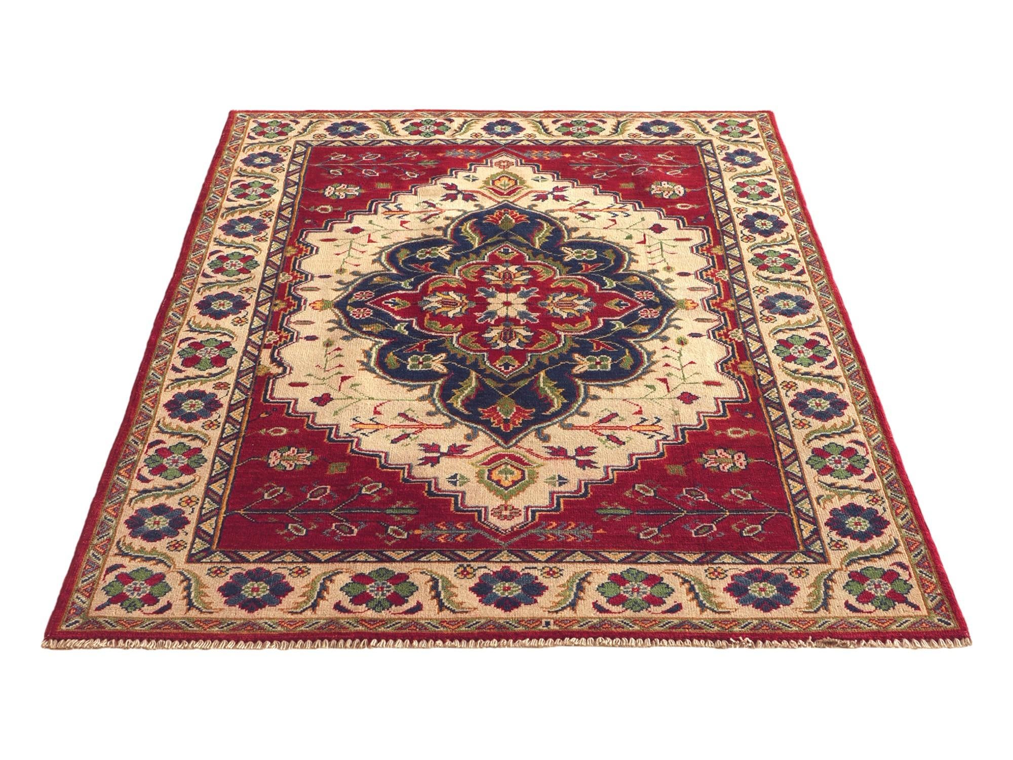 Detail image 5 of 11: 4' x 5' 10 Hand Knotted Kazak Rug
