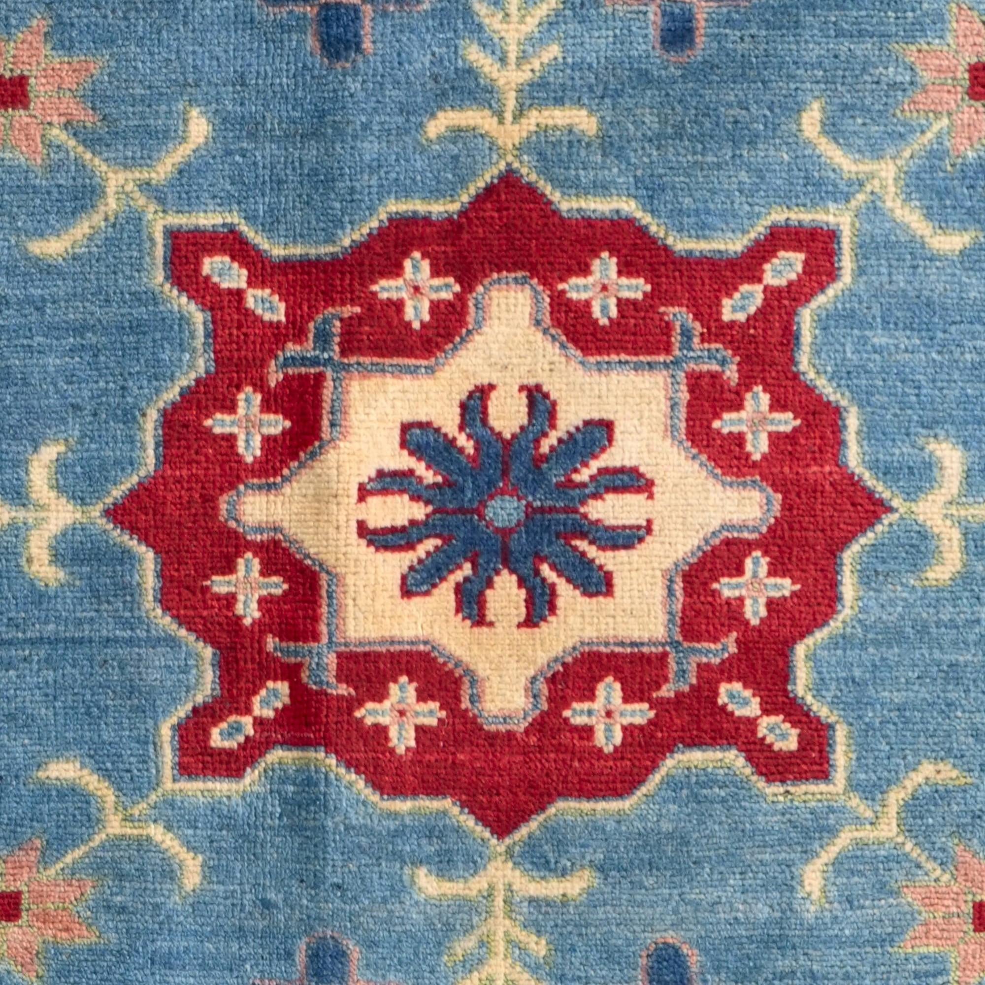 Detail image 11 of 12: 5' 1 x 6' 6 Hand Knotted Kazak Rug