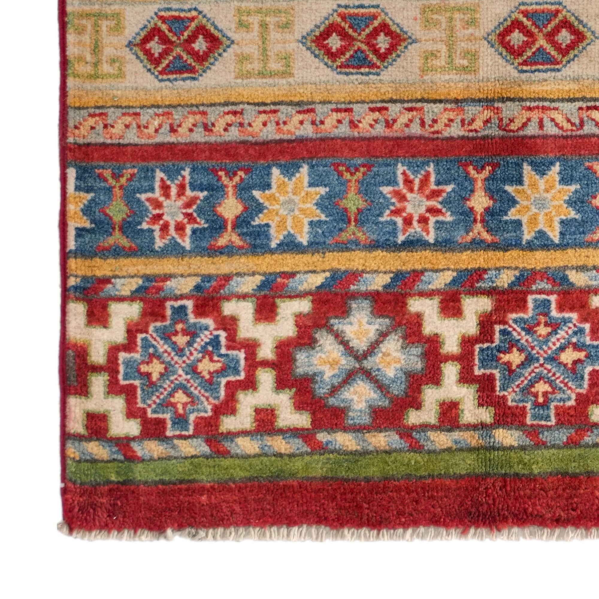 2' 7 x 3' 10 Hand Knotted Kazak Rug