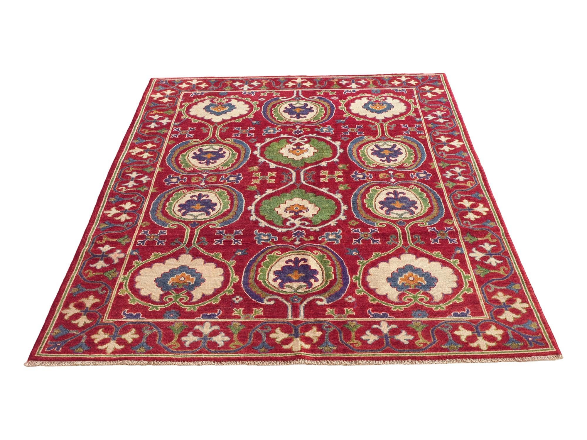 Detail image 5 of 12: 5' 1 x 7' Hand Knotted Kazak Rug