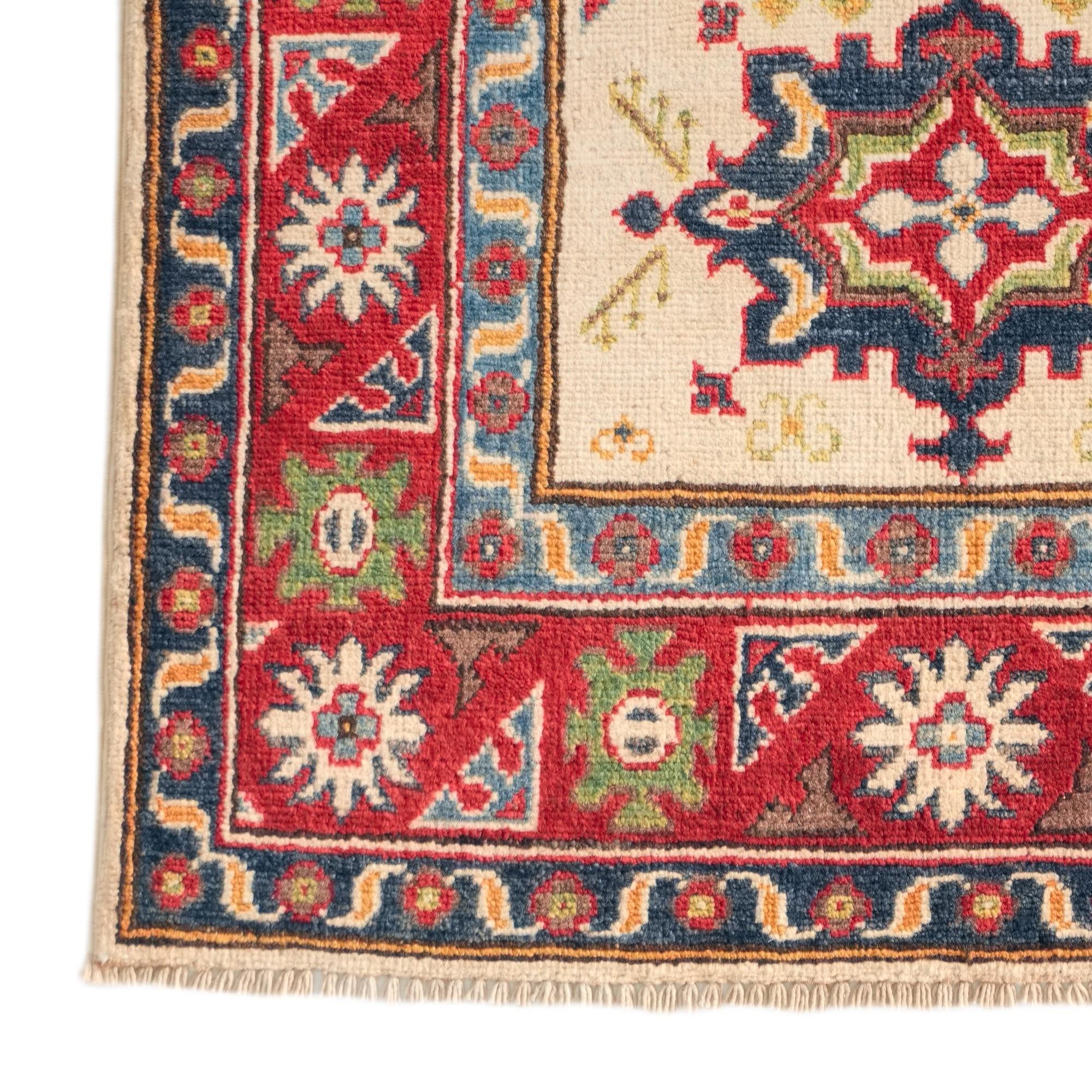 2' 7 x 4' Hand Knotted Kazak Rug