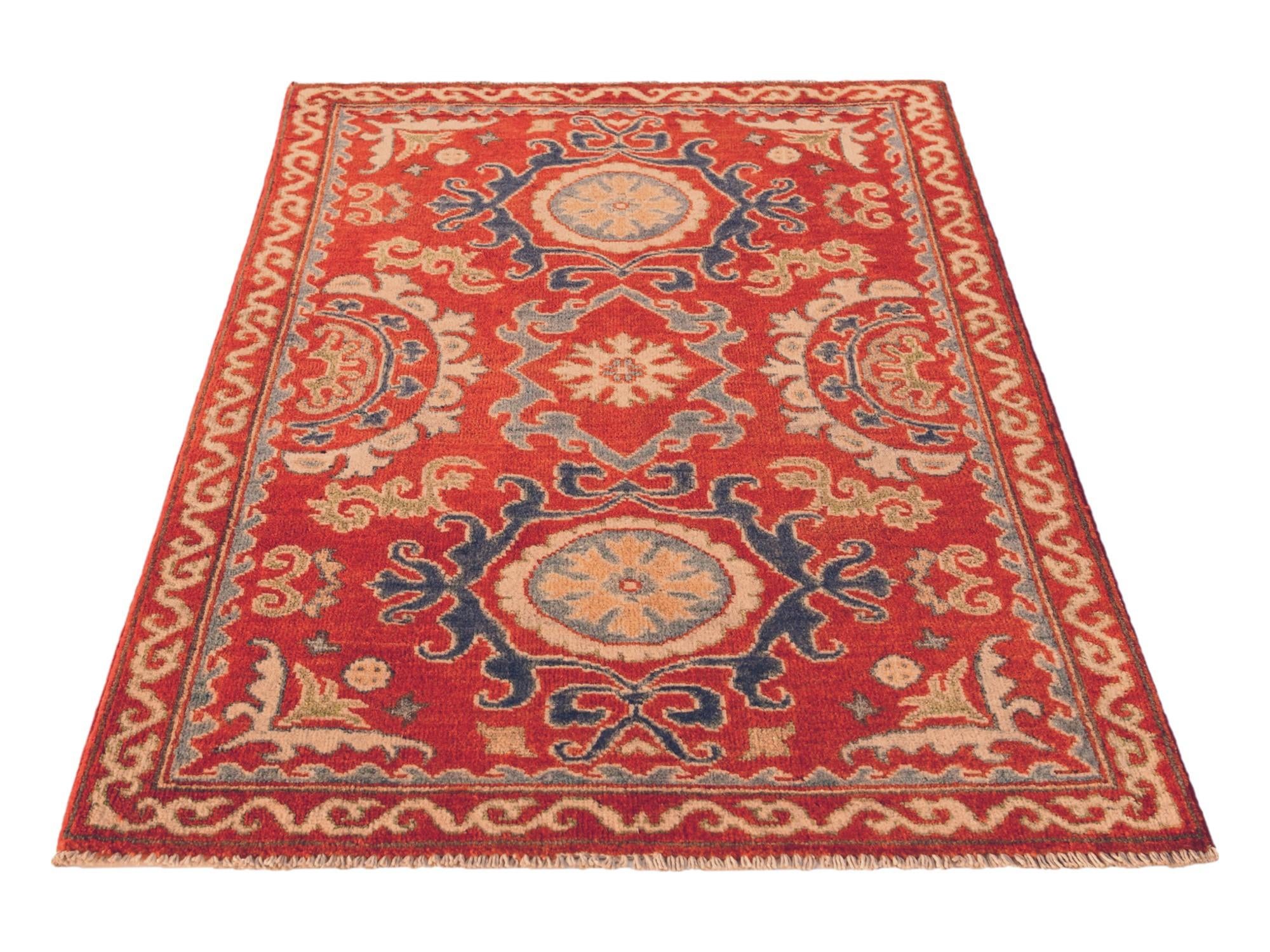 2' 7 x 3' 10 Hand Knotted Kazak Rug