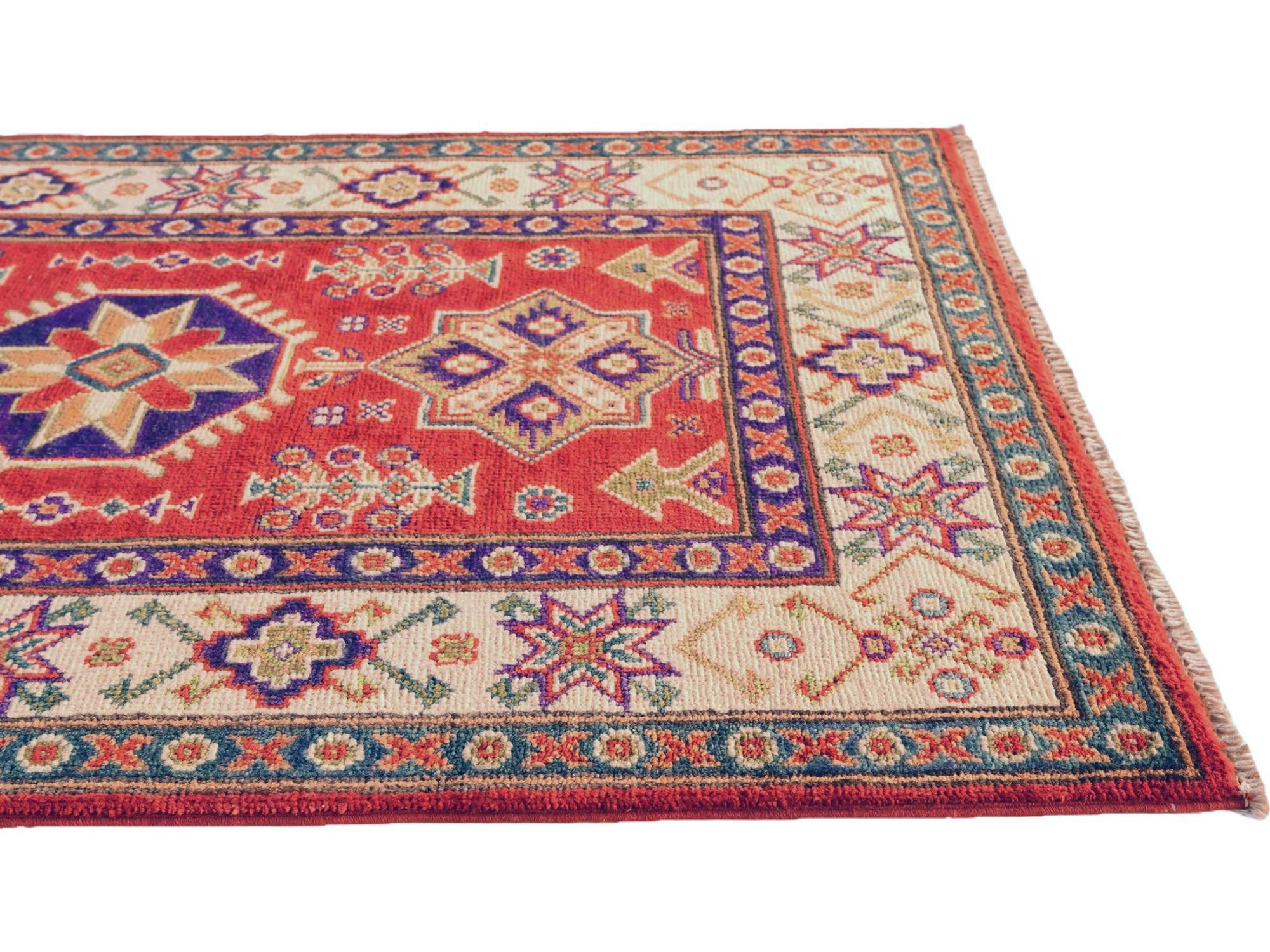 2' 8 x 4' 2 Hand Knotted Kazak Rug