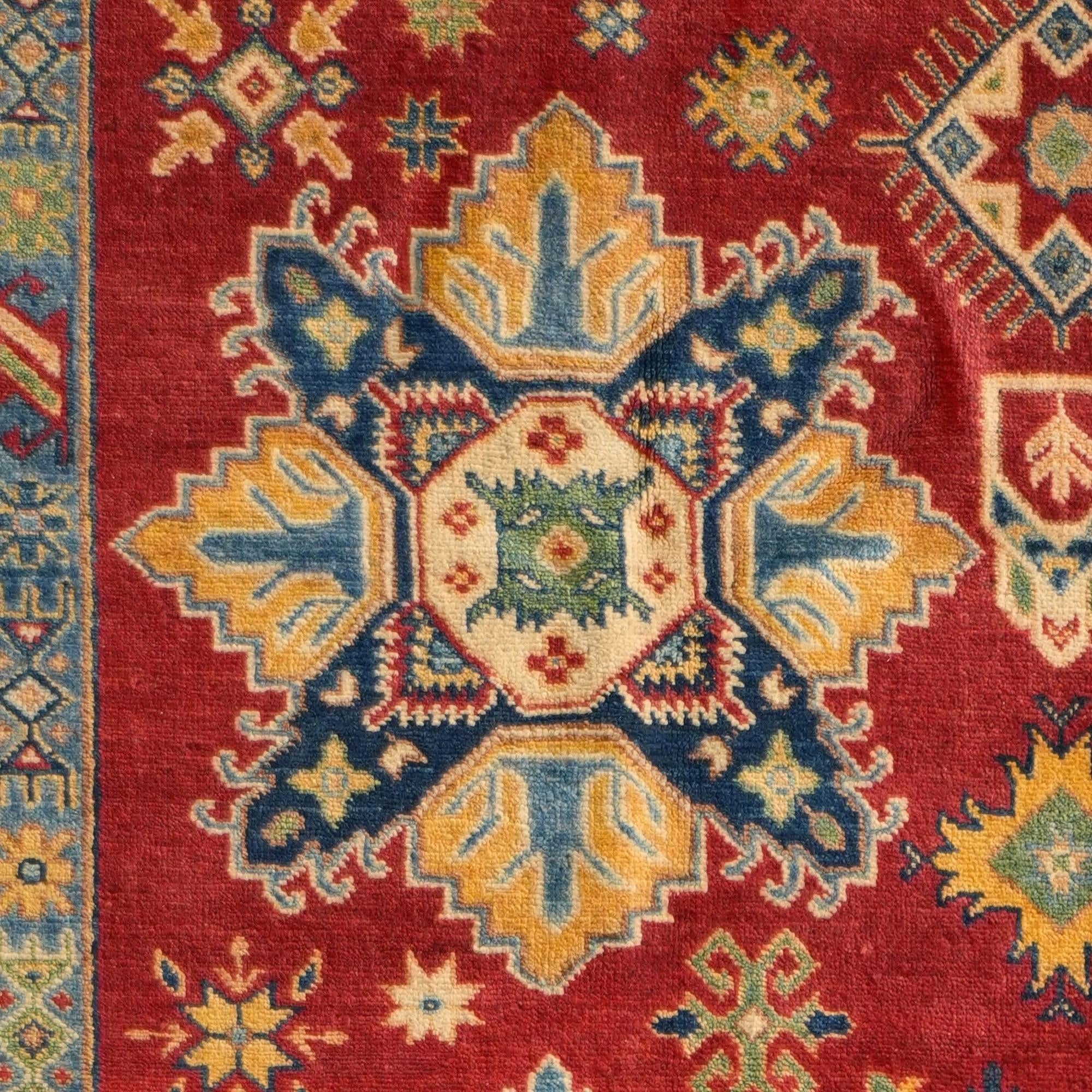 Detail image 10 of 10: 6' 7 x 9' 5 Hand Knotted Kazak Rug