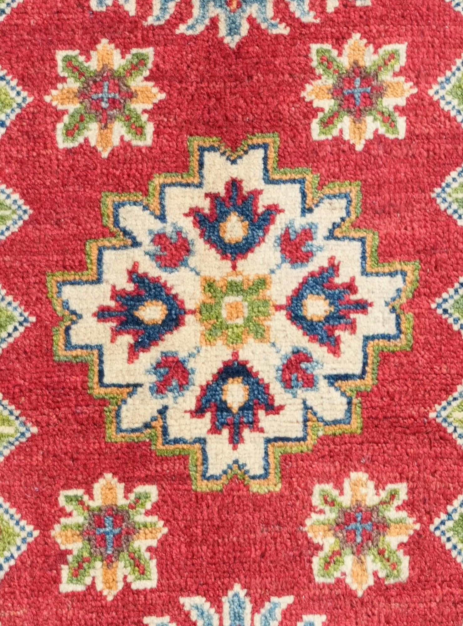 2' 8 x 4' 4 Hand Knotted Kazak Rug