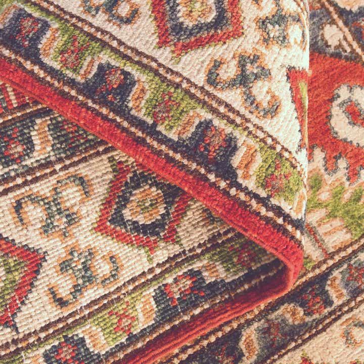 2' 9 x 4' Hand Knotted Kazak Rug