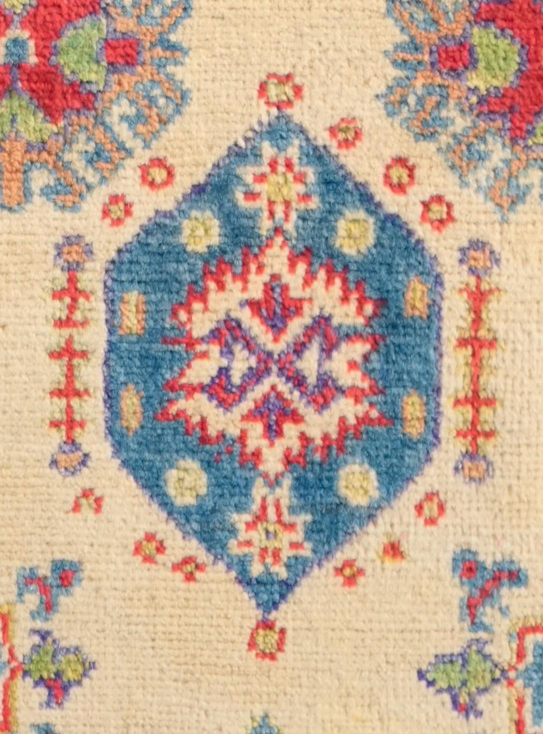 4' x 6' Hand Knotted Kazak Rug