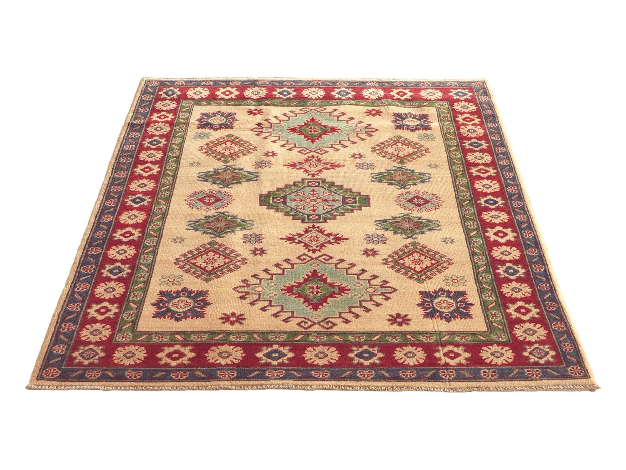 Detail image 5 of 12: 4' 1 x 5' 6 Hand Knotted Kazak Rug