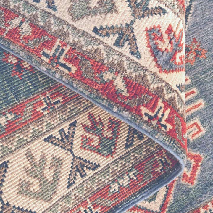 2' 8 x 4' Hand Knotted Kazak Rug