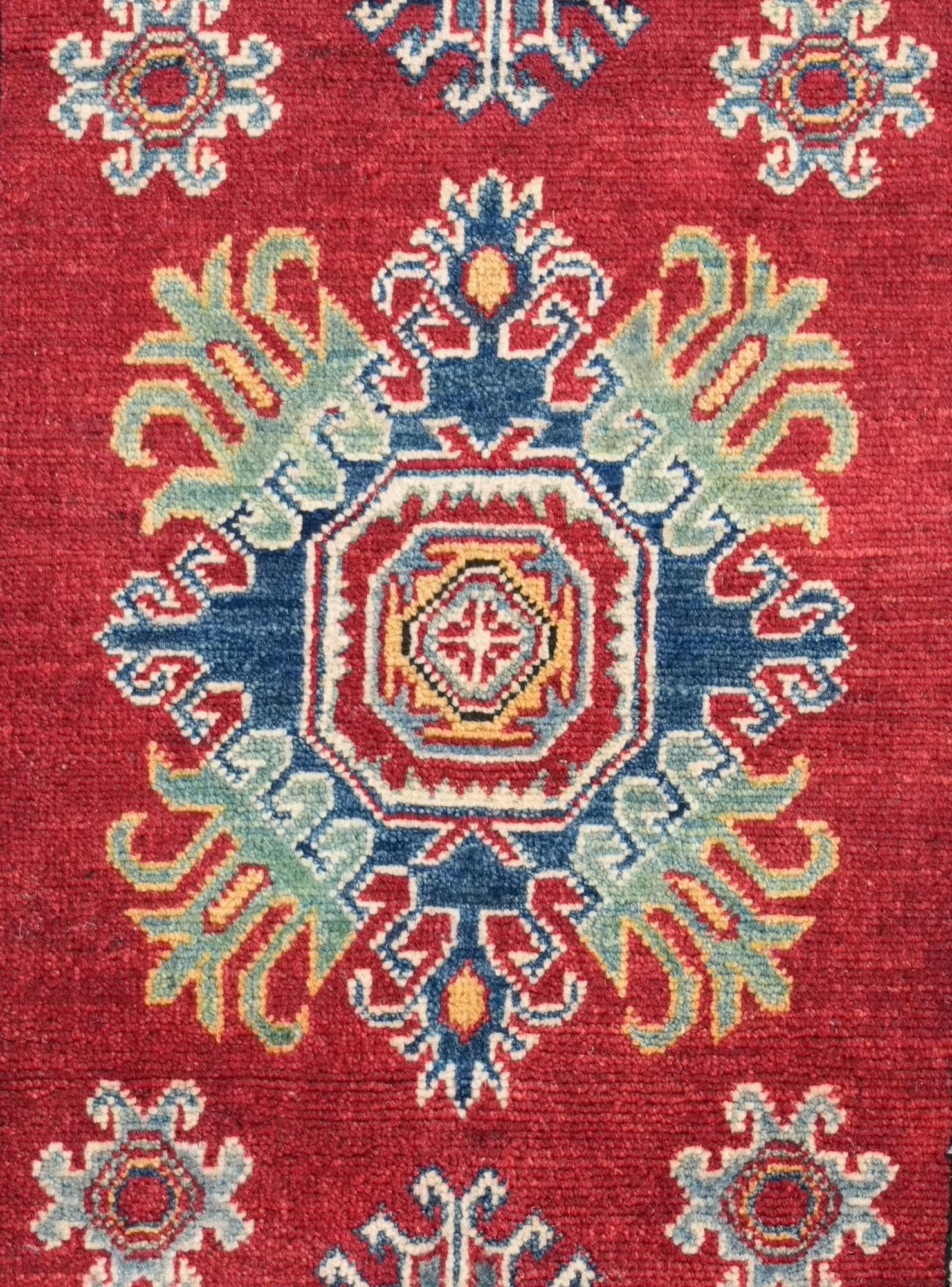 2' 9 x 4' 2 Hand Knotted Kazak Rug