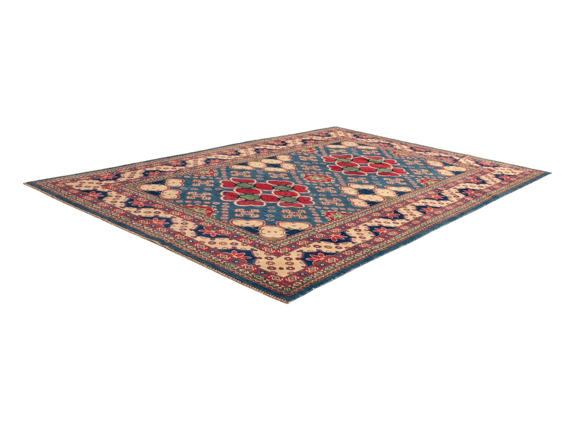 Detail image 4 of 10: 6' 4 x 9' 6 Hand Knotted Kazak Rug