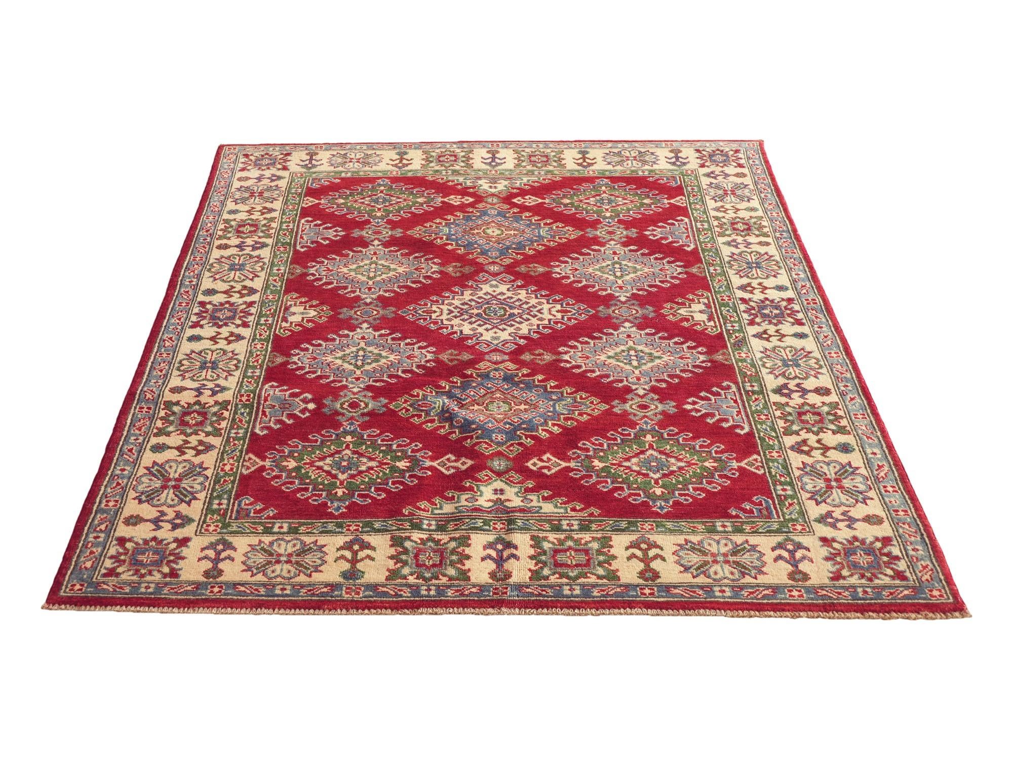 Detail image 5 of 12: 4' 11 x 6' 7 Hand Knotted Kazak Rug